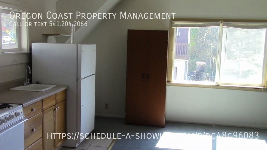 479 N Highway 101 - Photo 3 of 7