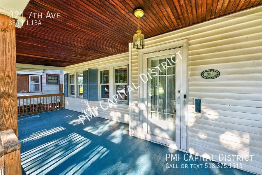 321 7th Ave - Photo 4 of 47