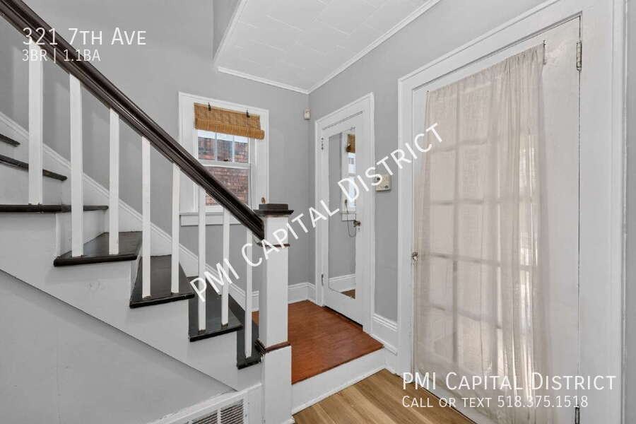 321 7th Ave - Photo 6 of 47