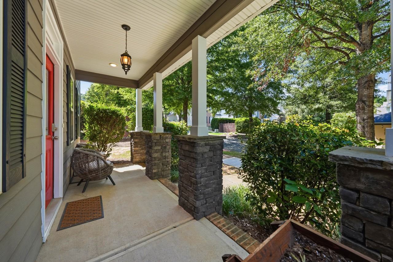 20264 Harroway Dr - Photo 3 of 43