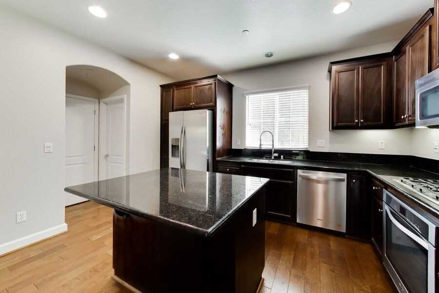 485 Chagall St - Photo 2 of 33