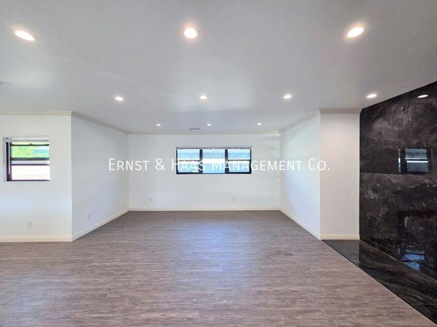 2102 Nipomo Ave - Photo 4 of 26
