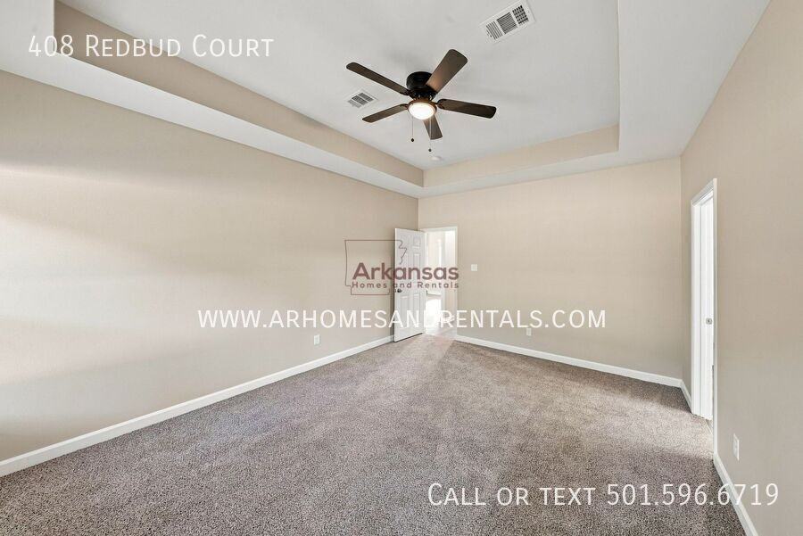 408 Redbud Court - Photo 7 of 19