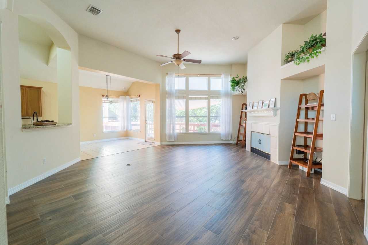 1108 Antelope Rdg #NA - Photo 2 of 45