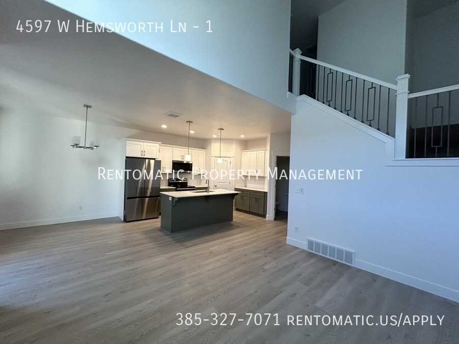 4597 W Hemsworth Ln #1 - Photo 4 of 24