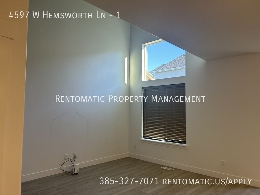 4597 W Hemsworth Ln #1 - Photo 6 of 24