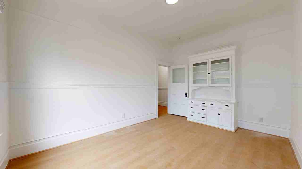 676 Greenwich St #676 - Photo 5 of 17