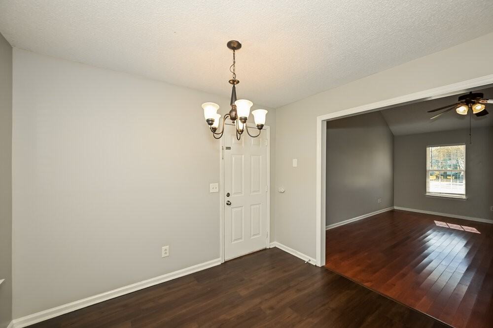 1915 Steaford Ct - Photo 6 of 16