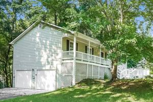 featured image of 262 Gold Creek Trl