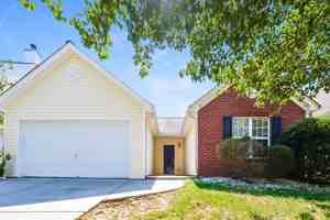 featured image of 2330 Glen Chase Ln