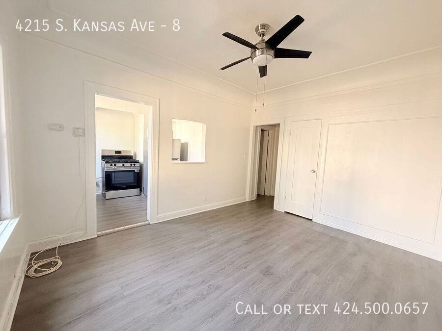 4215 S Kansas Ave #8 - Photo 4 of 8