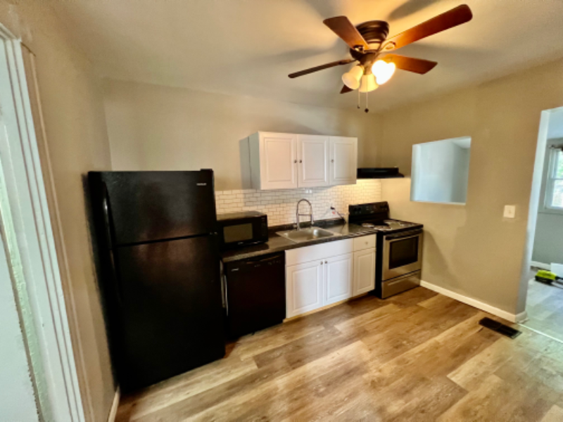 1114 S Shelby St #2 - Photo 6 of 12