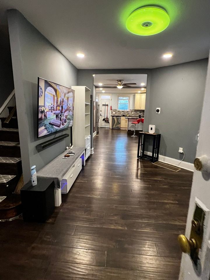 634 N 67th St - Photo 3 of 14