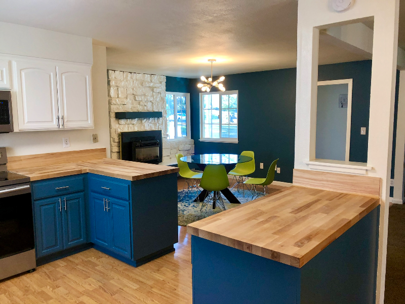 3310 Stratford Ave - Photo 5 of 34