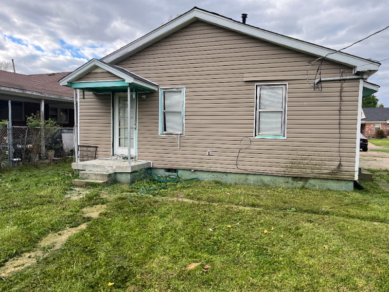 273 W Essex Ave - Photo 2 of 12