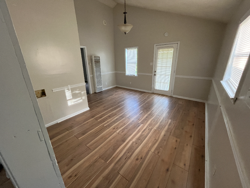 273 W Essex Ave - Photo 6 of 12