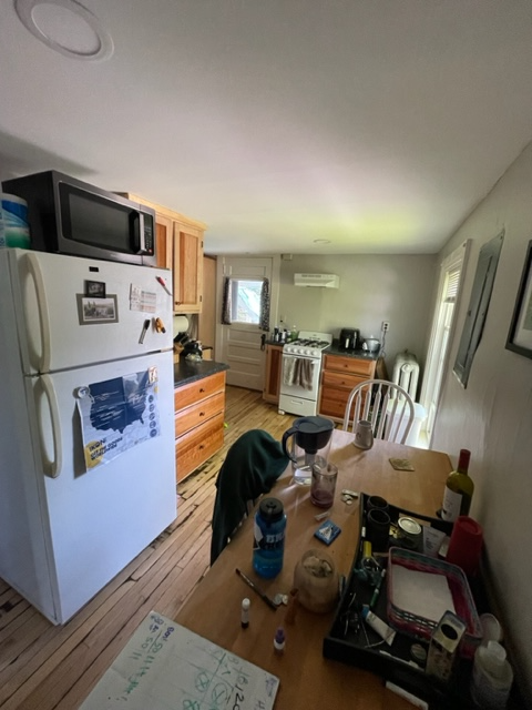 51 Loomis St #3 - Photo 4 of 8