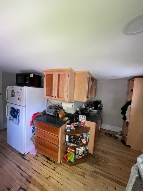 51 Loomis St #3 - Photo 6 of 8