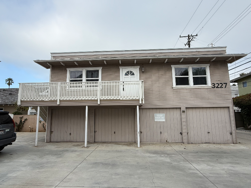 3227 E Broadway #3227 - Photo 2 of 18