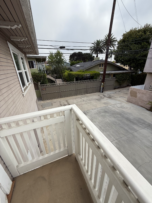 3227 E Broadway #3227 - Photo 4 of 18
