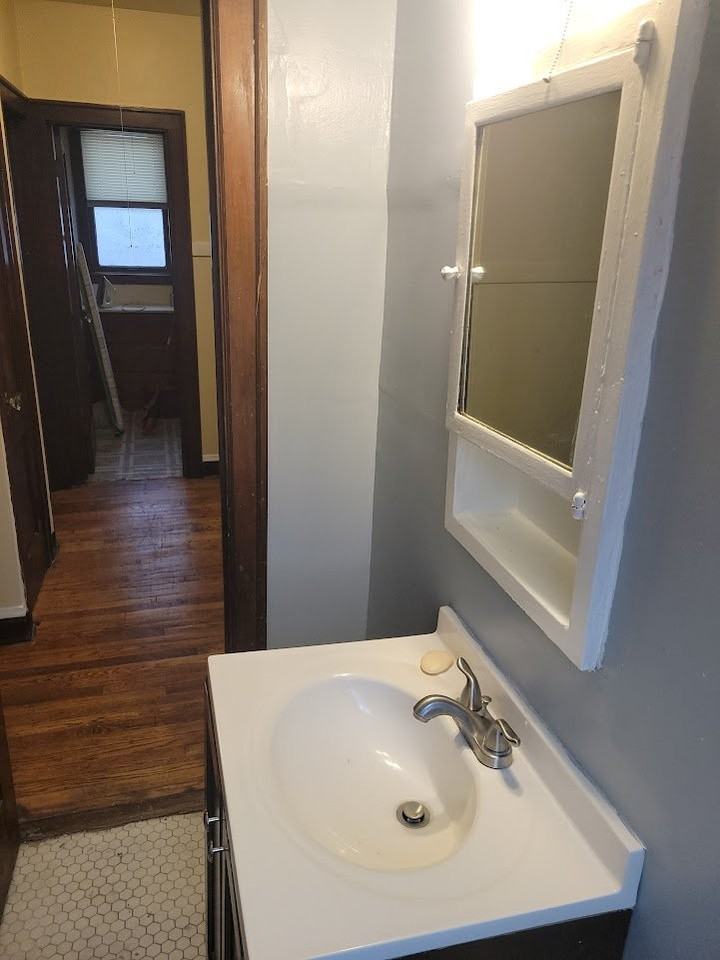 8805 S Muskegon Ave - Photo 4 of 5