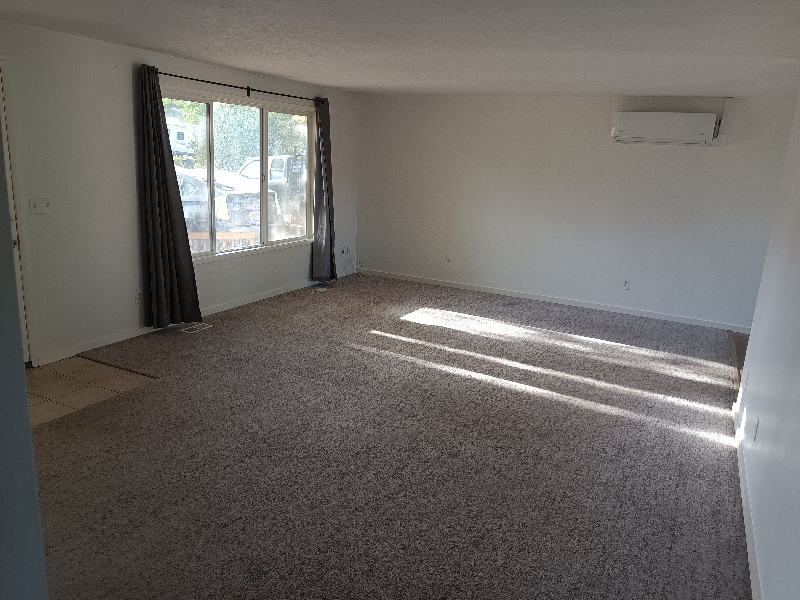 635 Sw 55th St - Photo 3 of 10