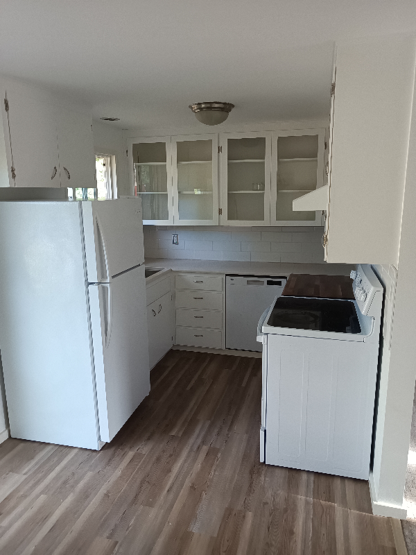 635 Sw 55th St - Photo 5 of 10