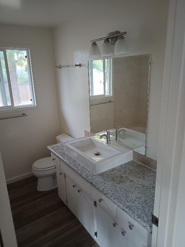 635 Sw 55th St - Photo 6 of 10