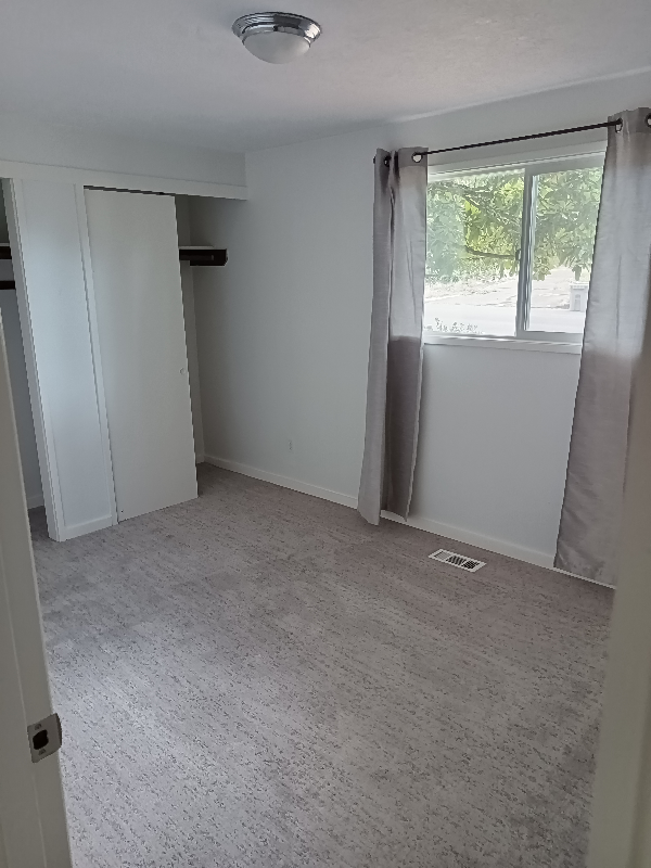 635 Sw 55th St - Photo 7 of 10