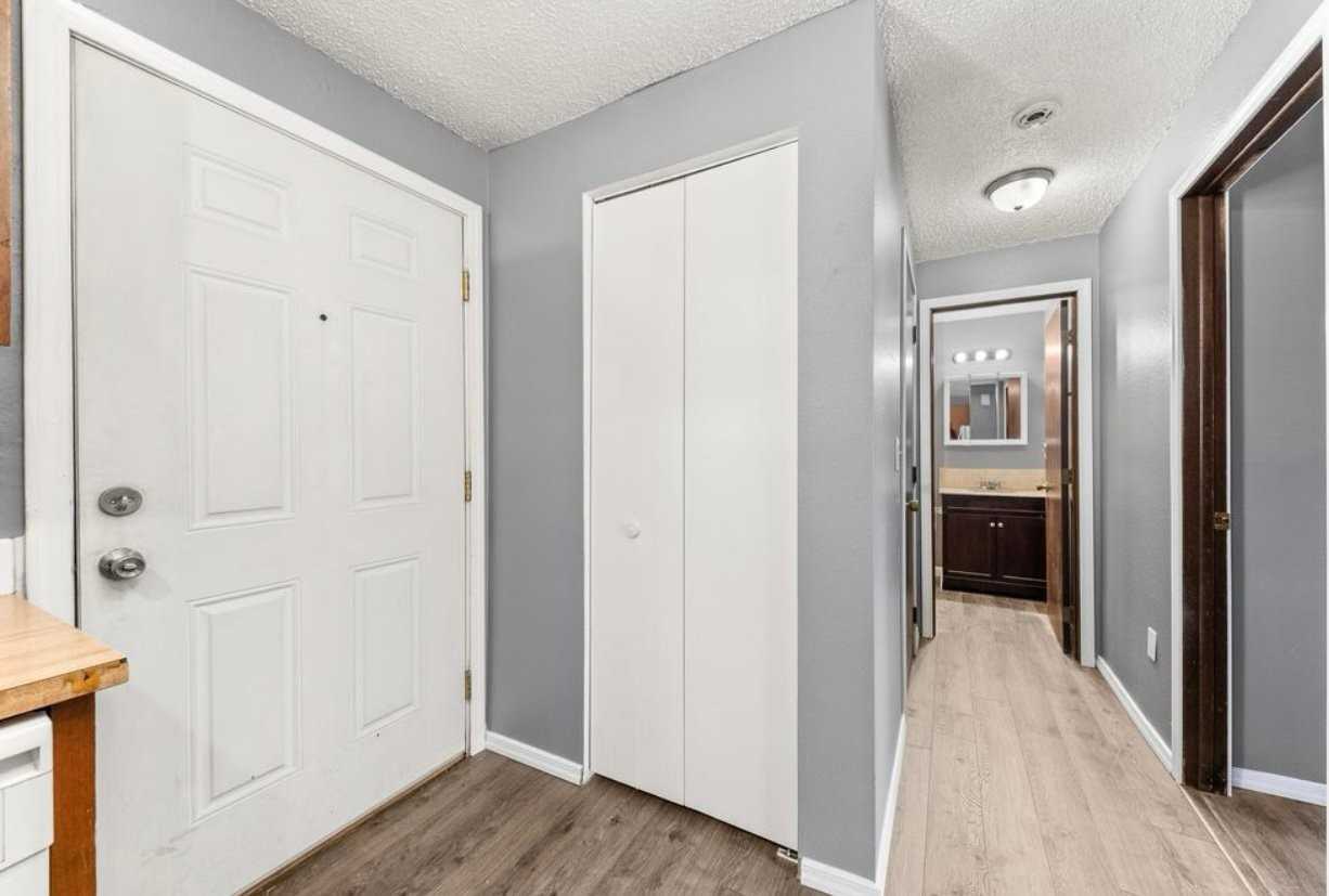2310 E 1st Ave #3 - Photo 7 of 8