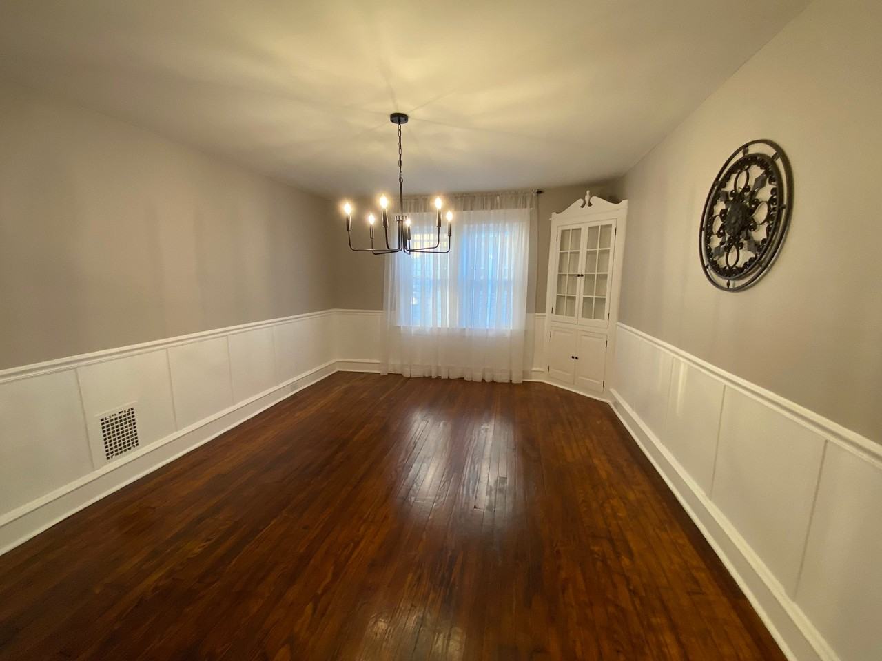 50 Lupton Ave - Photo 6 of 8
