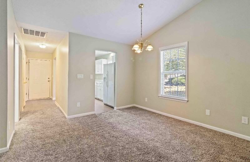 119 Waverly Point Dr - Photo 4 of 16