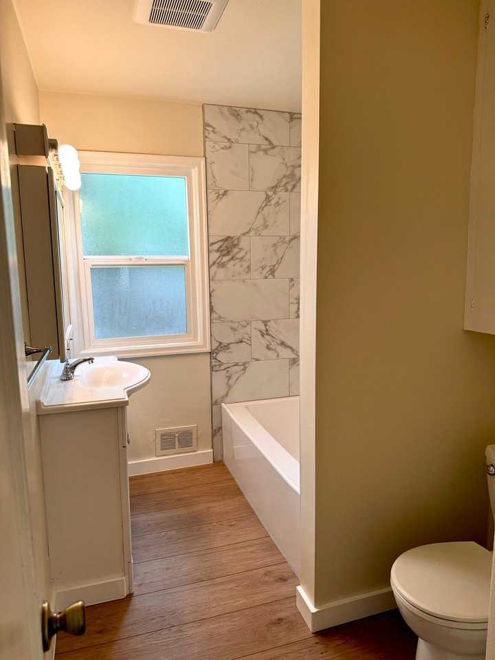 2010 Ne 77th Ave - Photo 6 of 12