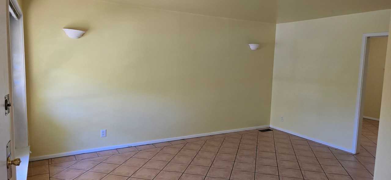 903 E Laird Ave - Photo 3 of 12