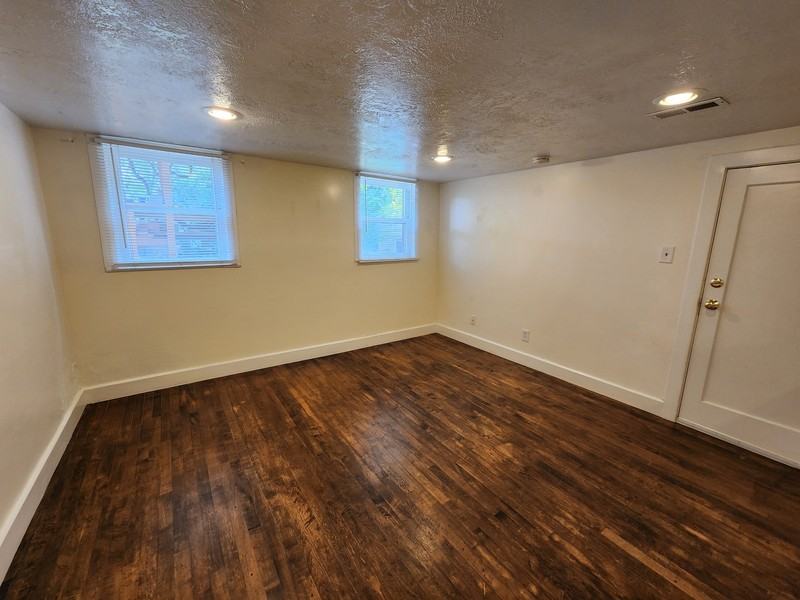 266 E 6th Ave #1 - Photo 6 of 10