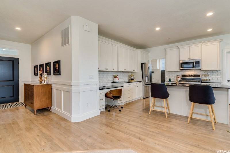 104 W Glenna Way - Photo 4 of 43