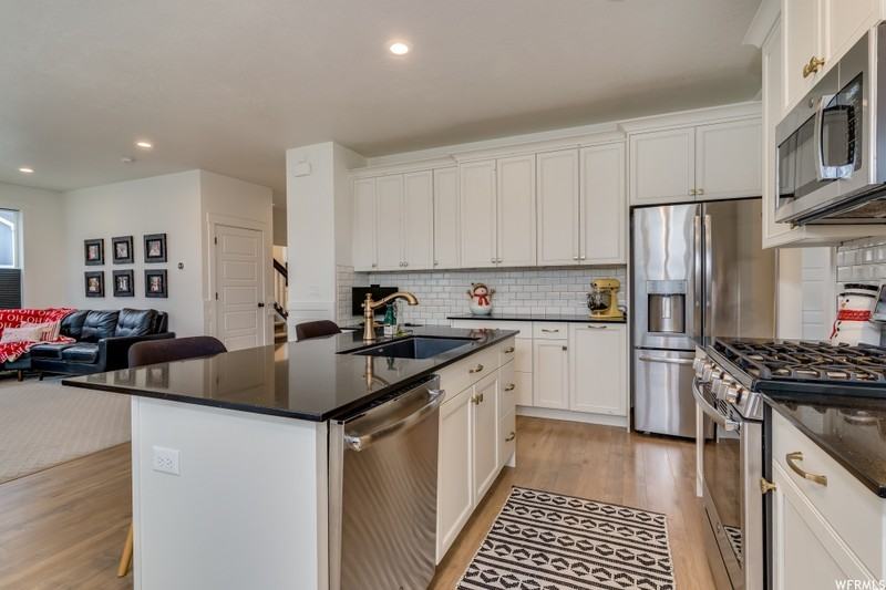 104 W Glenna Way - Photo 7 of 43