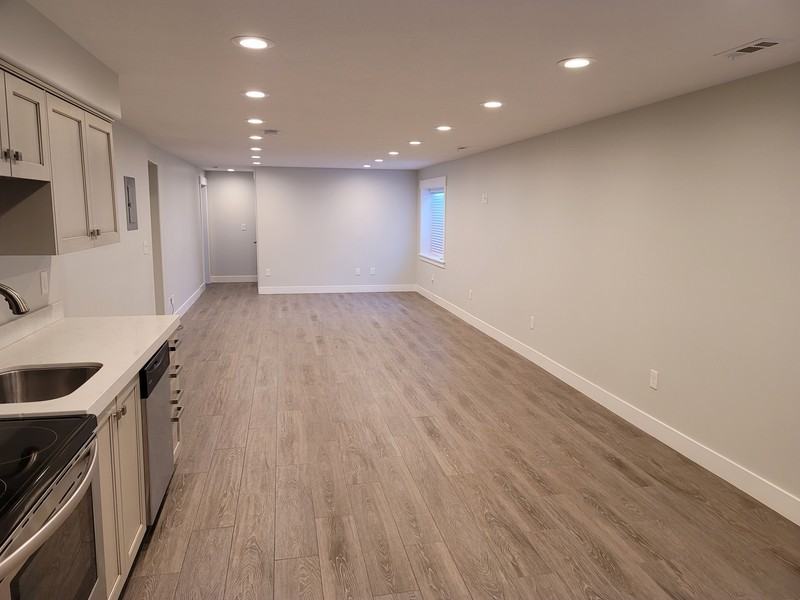 10349 Sw - Photo 4 of 17