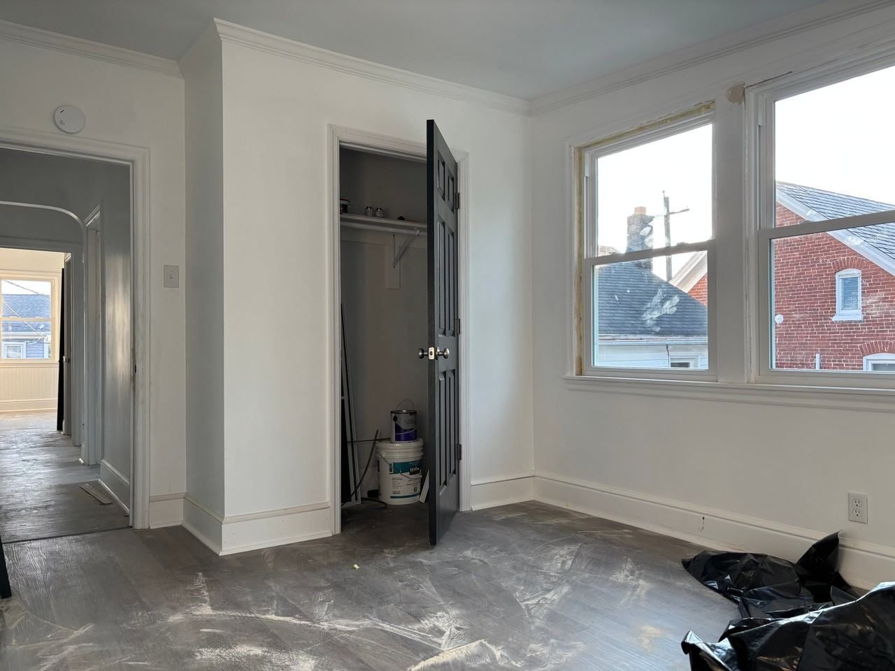 263 W Main St - Photo 5 of 14