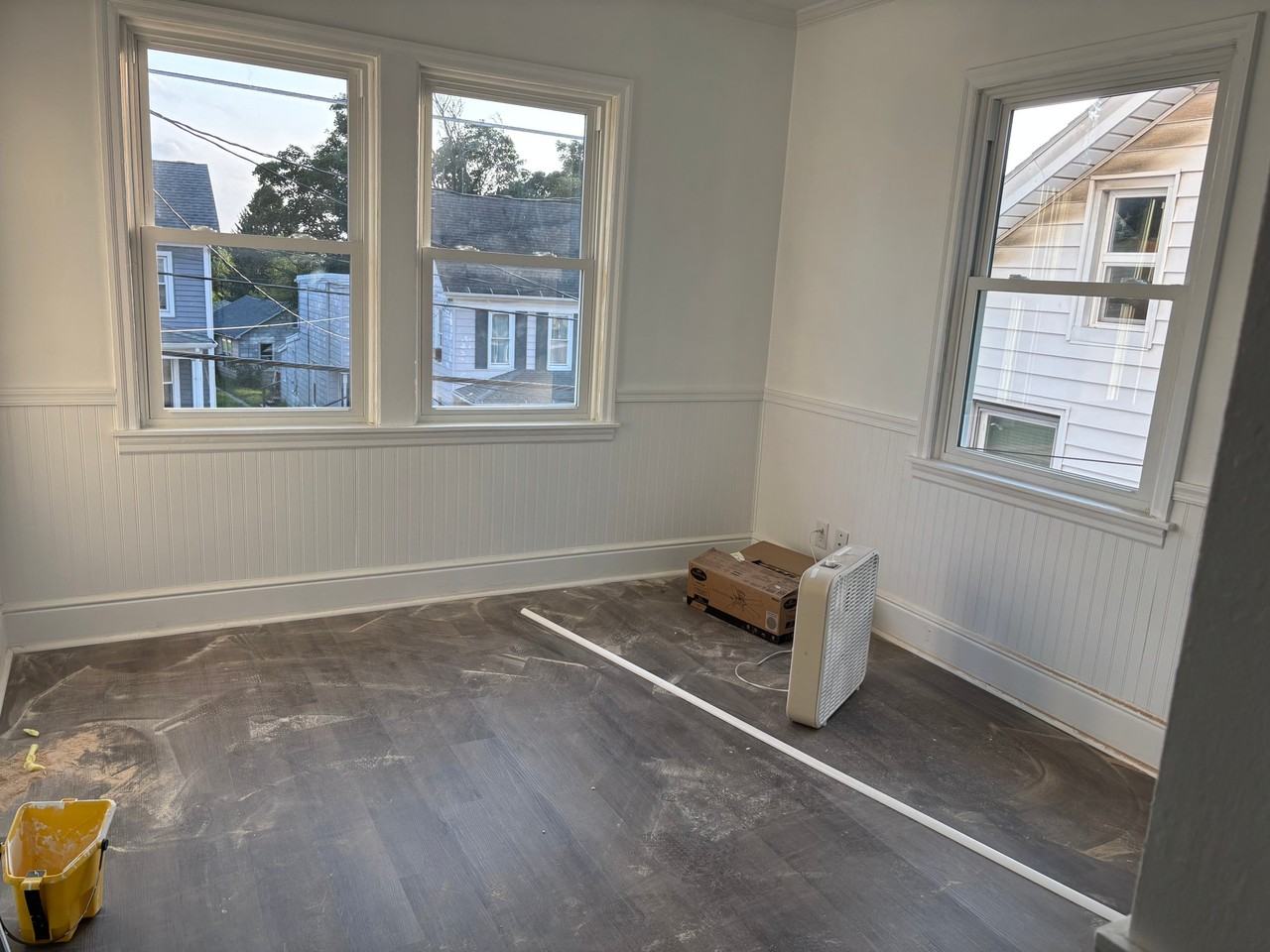 263 W Main St - Photo 7 of 14