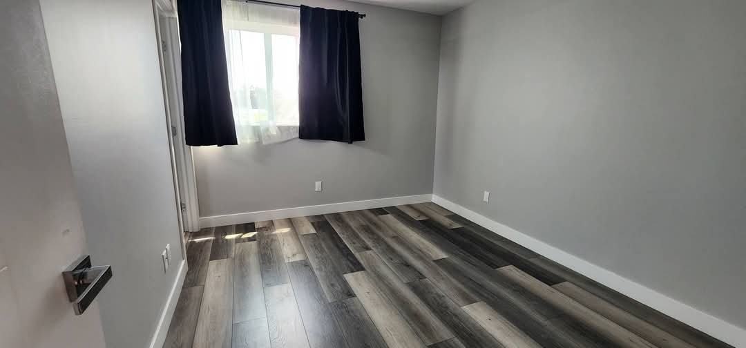 2408 Hauser Blvd - Photo 6 of 15