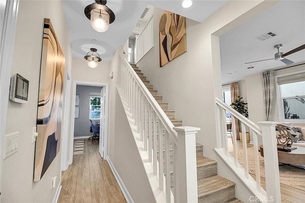 26149 Park Ave #52 - Photo 4 of 17