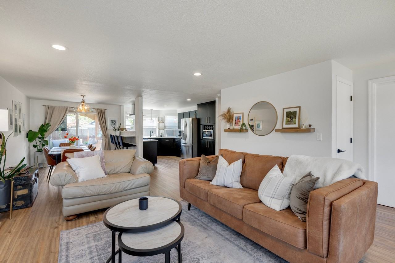 13570 Sw Feiring Ln - Photo 6 of 18