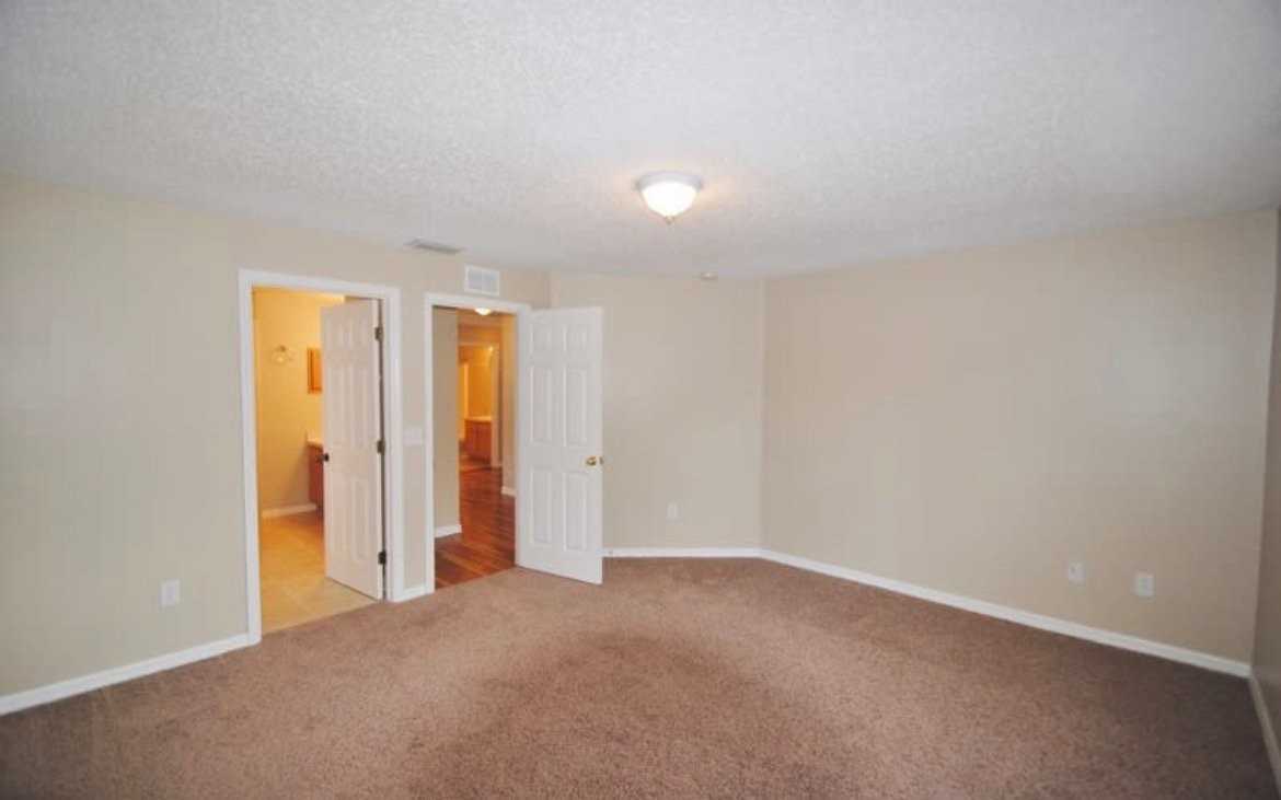 418 Saragassa Ave Sw - Photo 7 of 10