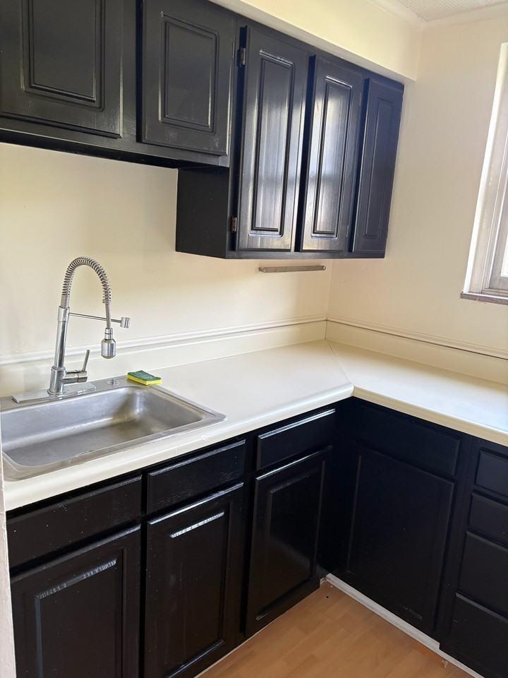 2515 S 18th St #1 - Photo 7 of 10
