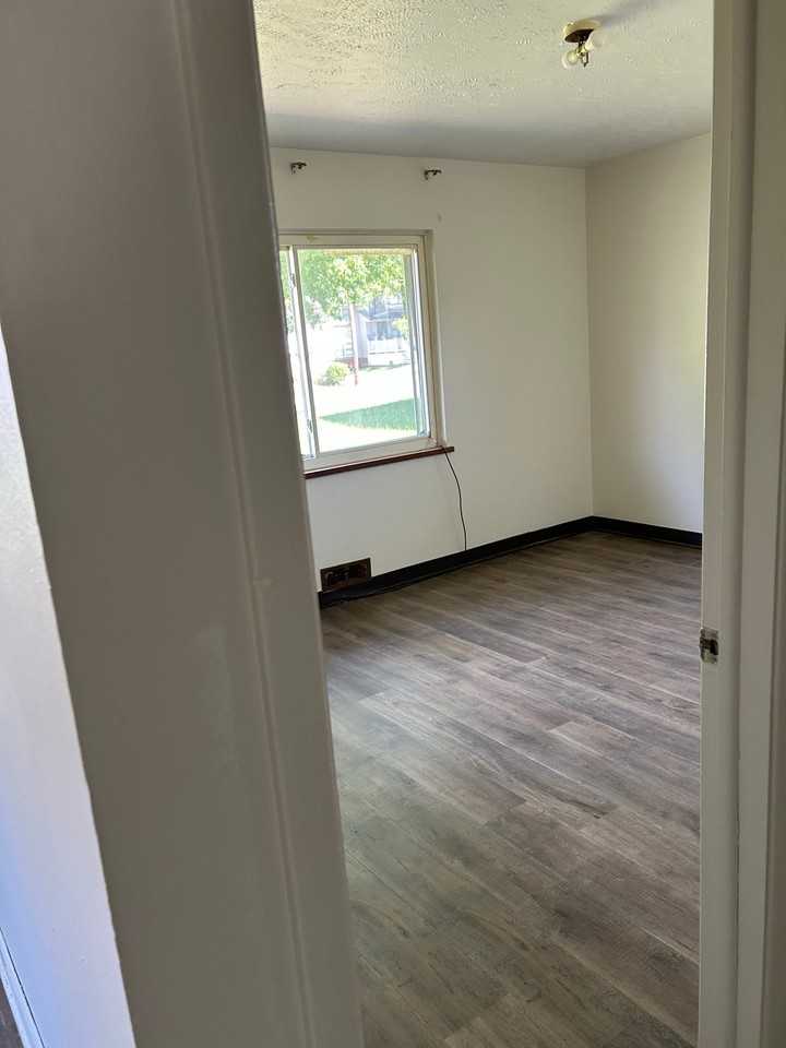 11260 Westbourgh Road - Photo 5 of 5