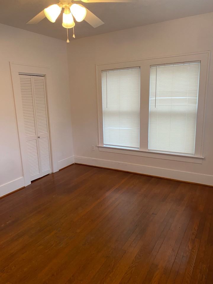 1960 W Dallas St #2 - Photo 4 of 7