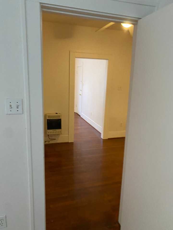 1960 W Dallas St #2 - Photo 7 of 7