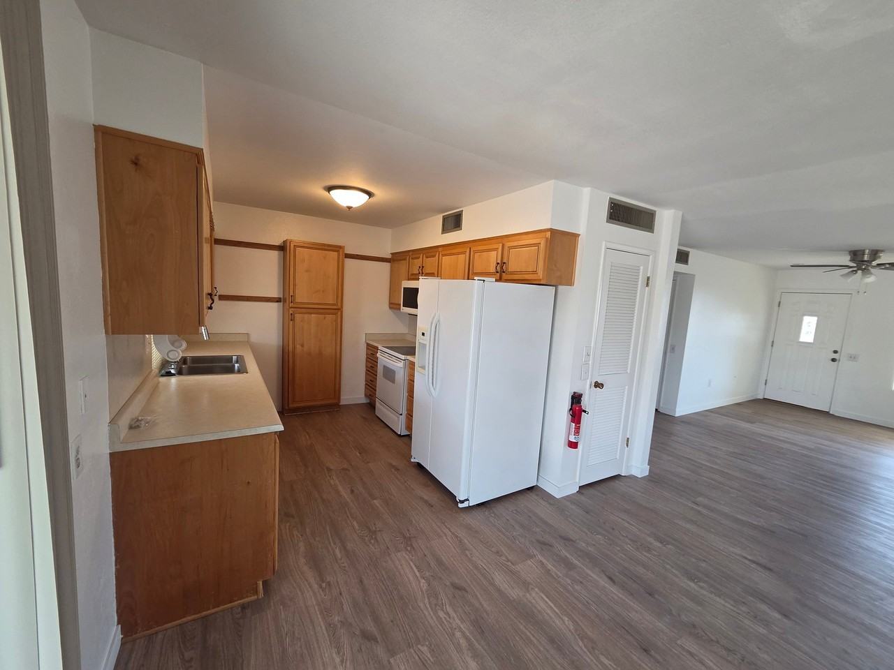 10226 W Gulf Hills Dr - Photo 5 of 16