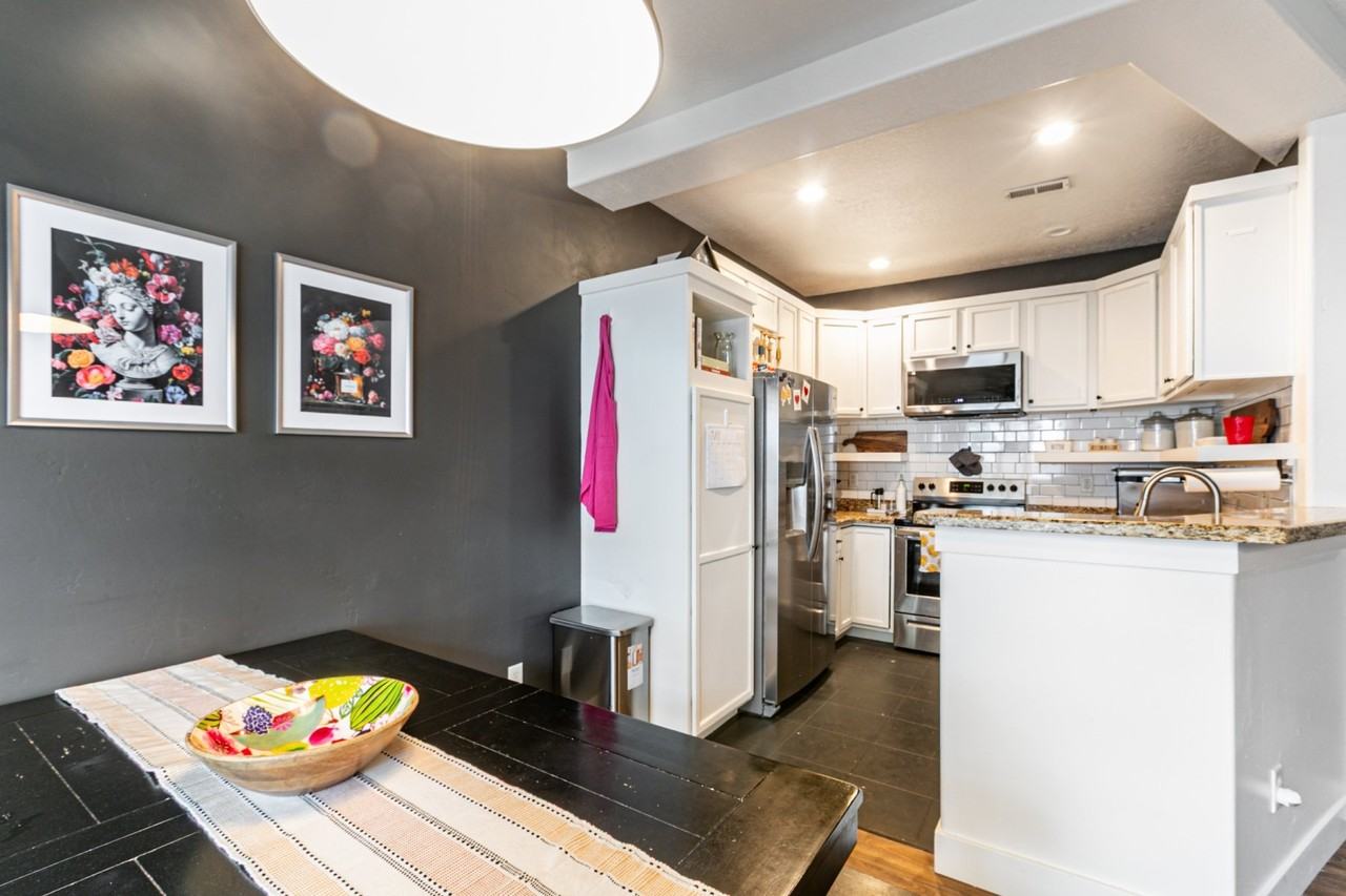 14073 S Chardonnay Way - Photo 5 of 12